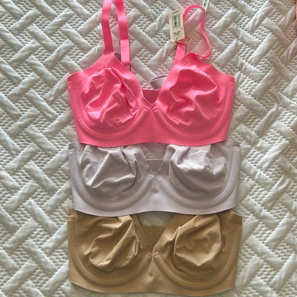 Aerie Smootheze unlined bras. - Picture 3 of 5